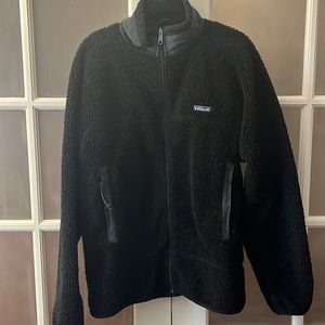 Patagonia Black Men’s fleece size XL